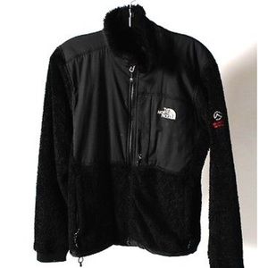 N O R T H F A C E // SUMMIT SERIES